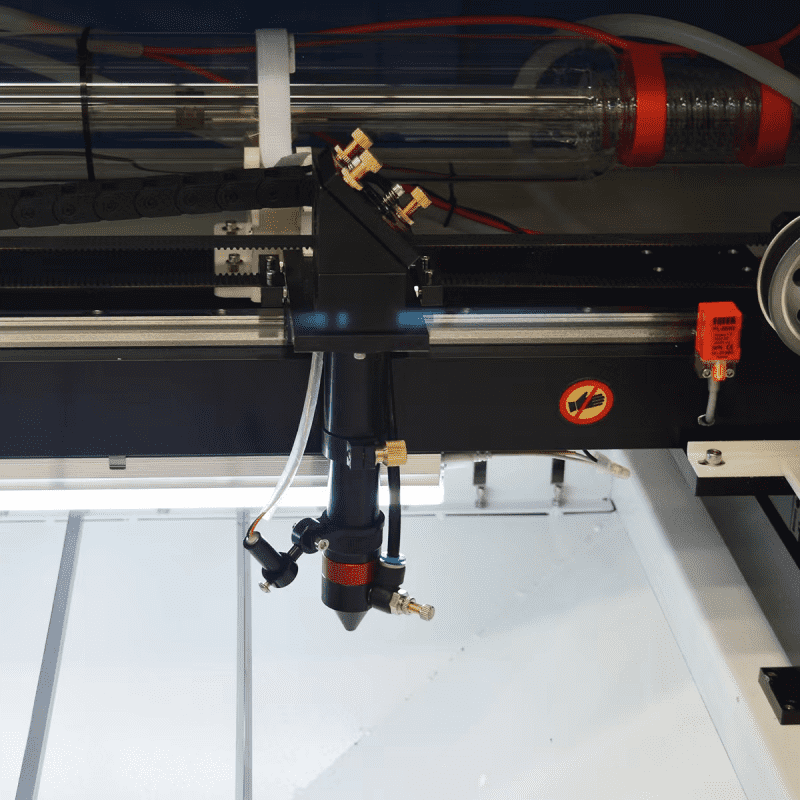 1325 laser cutting machine details (7)